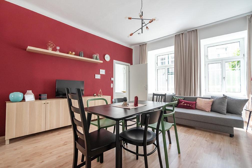Colorful Apartment Facing Green Courtyard Viena Exterior foto